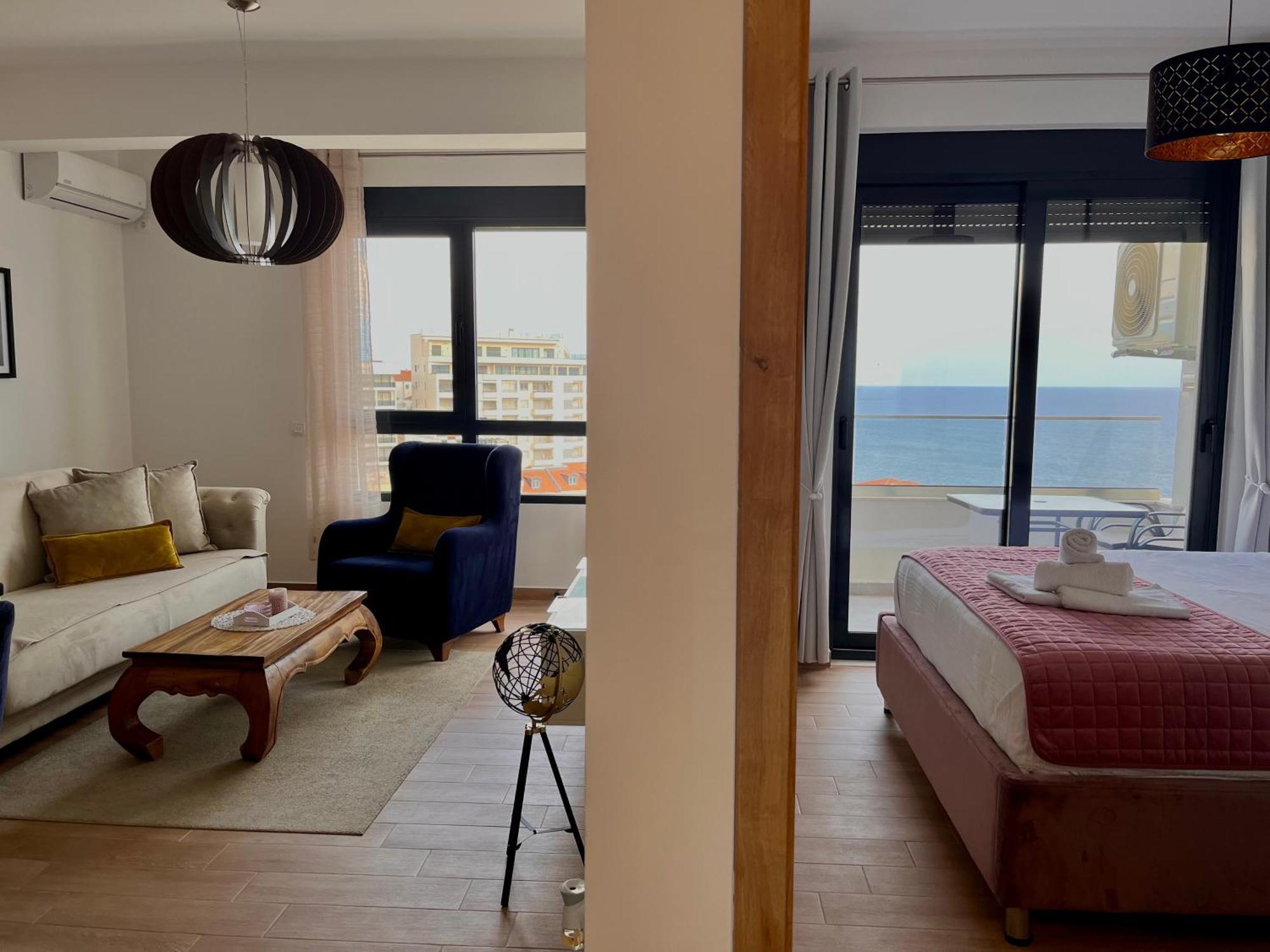 Art'S Apartment Mit Pool Ulcinj Pinjes Екстериор снимка